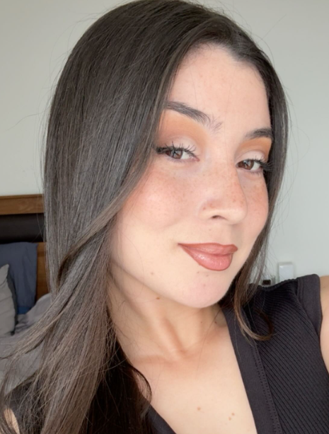 Andrea Castro.